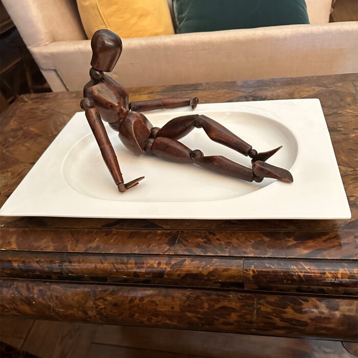 LUC Dinnerware Figure on Plate